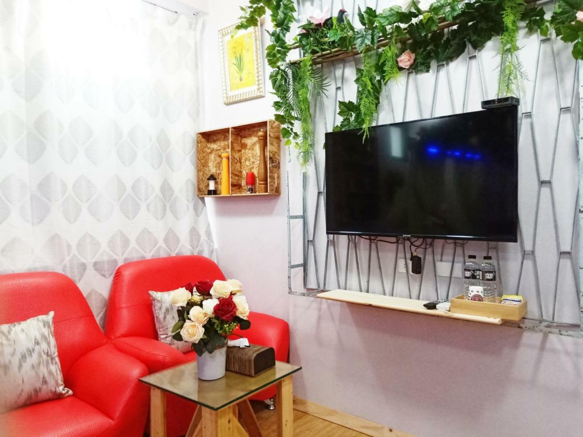 Woju Homestay Tainan Buitenkant foto